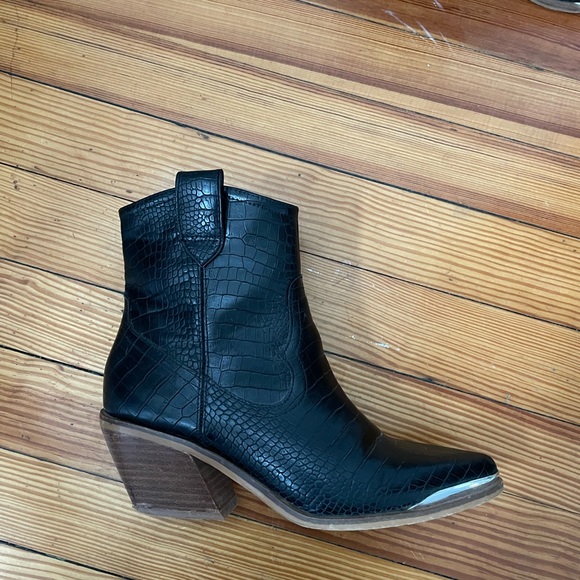 Black Western Booties - Picture 2 of 3